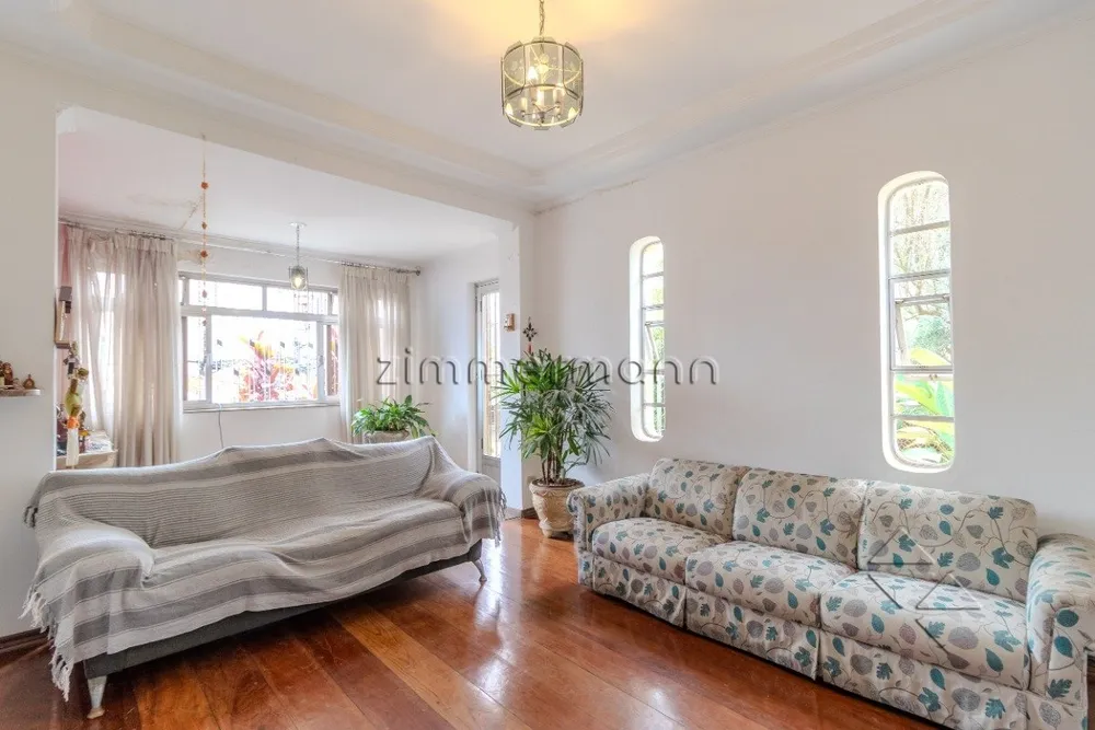 Casa, 4 quartos, 357 m² - Foto 2