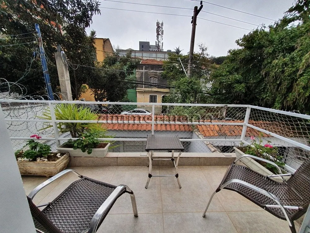 Casa, 6 quartos, 130 m² - Foto 1