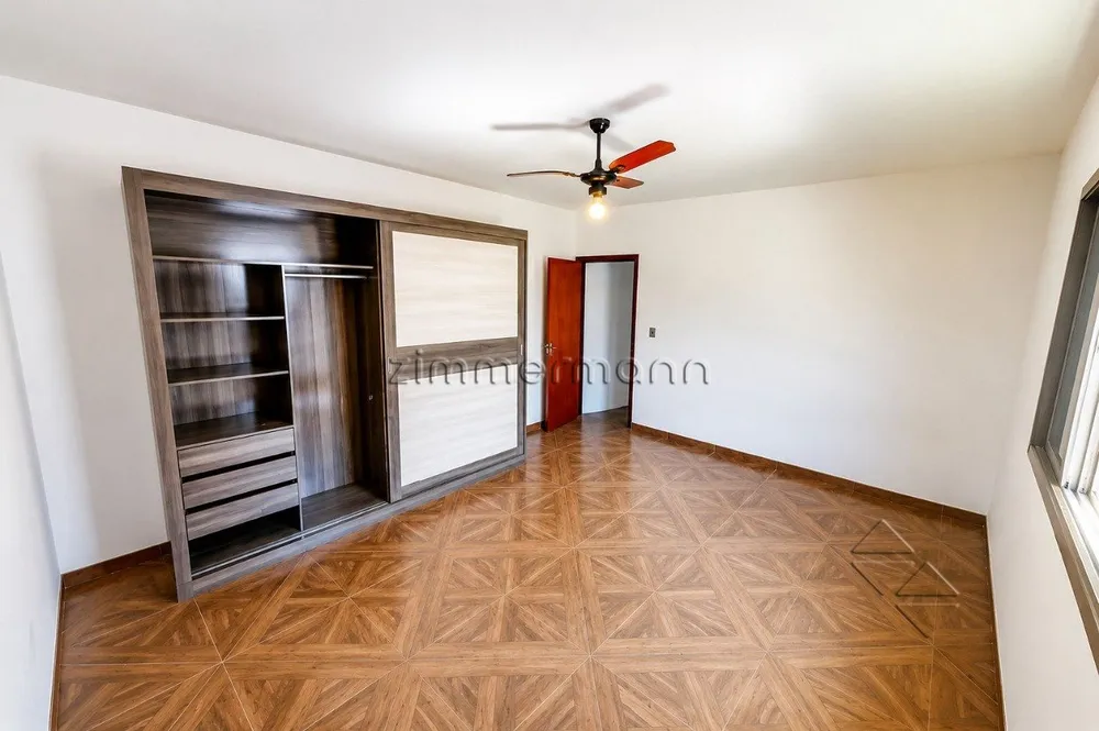 Casa, 4 quartos, 240 m² - Foto 8