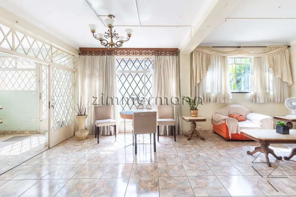 Casa, 4 quartos, 178 m² - Foto 1