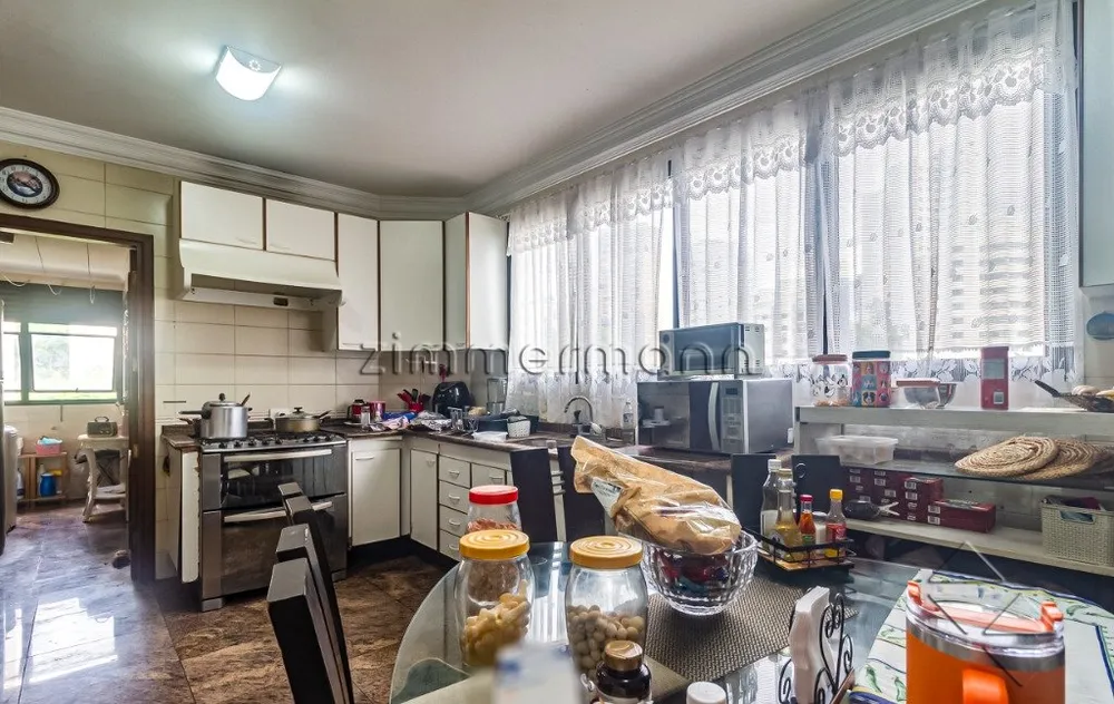 Apartamento, 4 quartos, 212 m² - Foto 1
