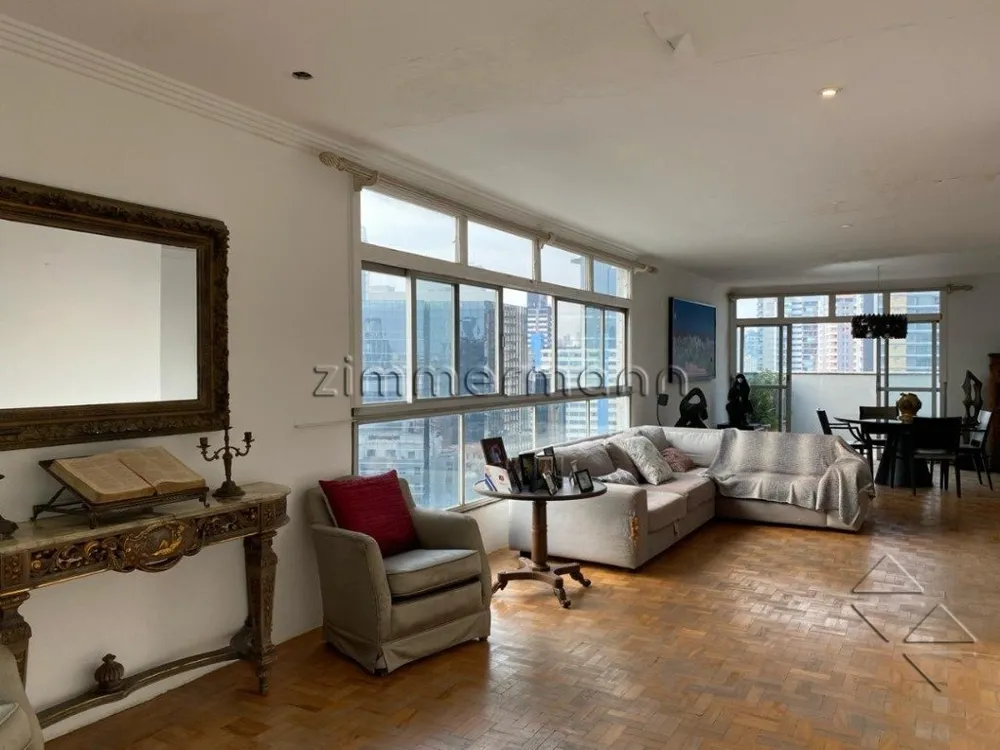 Cobertura, 3 quartos, 219 m² - Foto 4