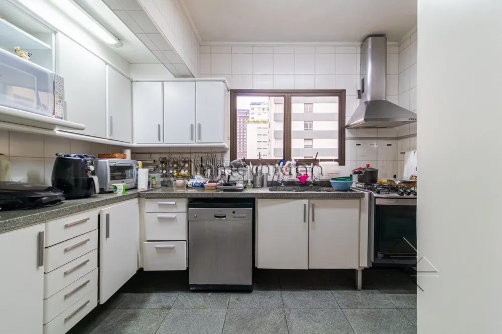 Apartamento, 4 quartos, 217 m² - Foto 2