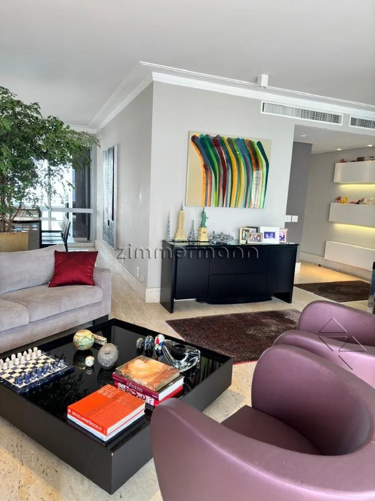 Apartamento, 3 quartos, 240 m² - Foto 1