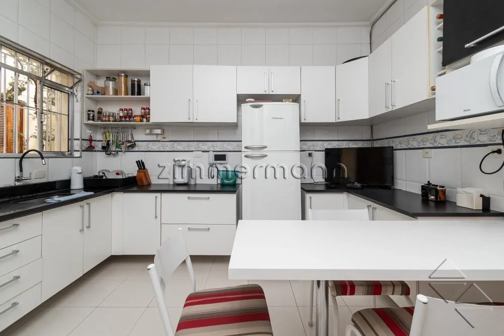 Casa, 3 quartos, 210 m² - Foto 3