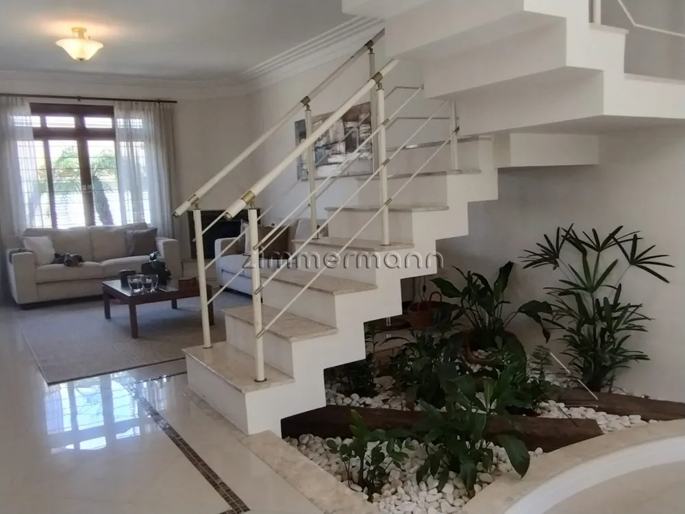 Casa, 3 quartos, 200 m² - Foto 1