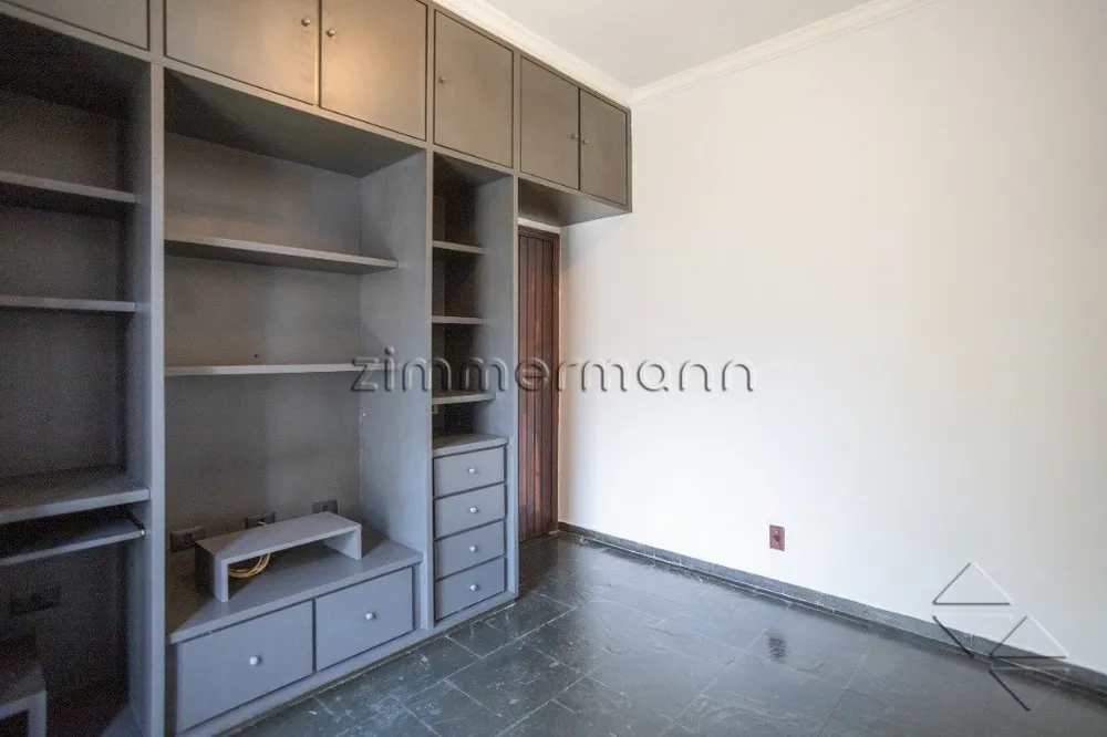 Casa, 3 quartos, 242 m² - Foto 2