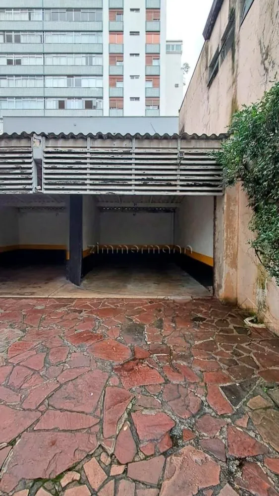 Apartamento, 3 quartos, 240 m² - Foto 1