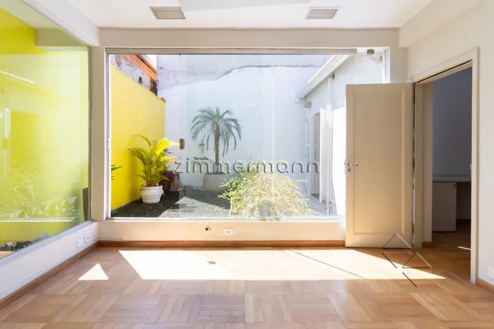 Casa, 5 quartos, 205 m² - Foto 1