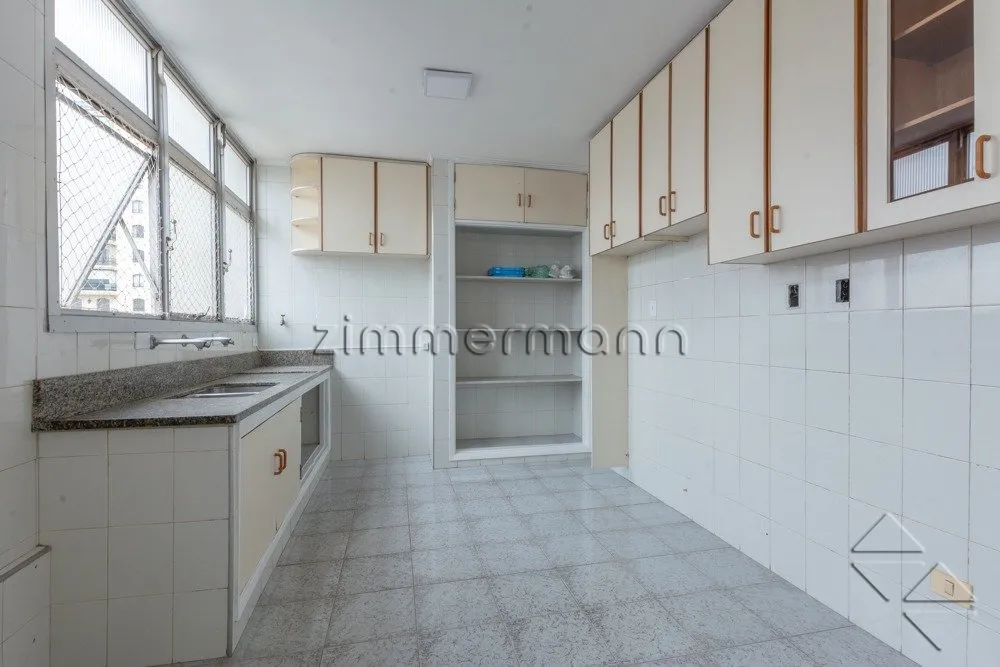 Apartamento, 3 quartos, 210 m² - Foto 2