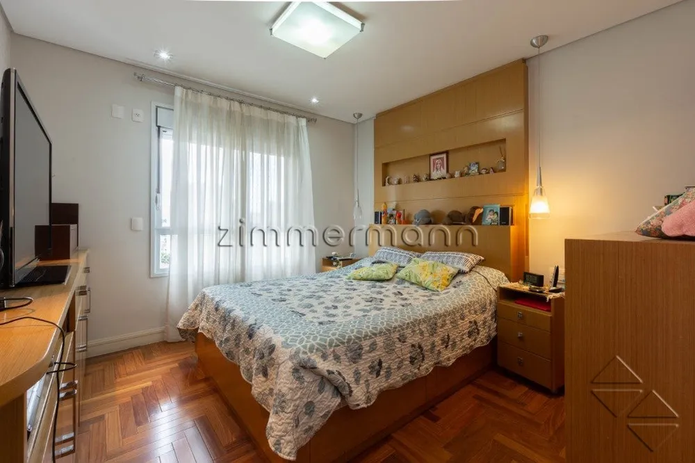 Apartamento, 4 quartos, 223 m² - Foto 1
