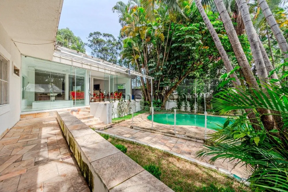Casa, 3 quartos, 292 m² - Foto 1