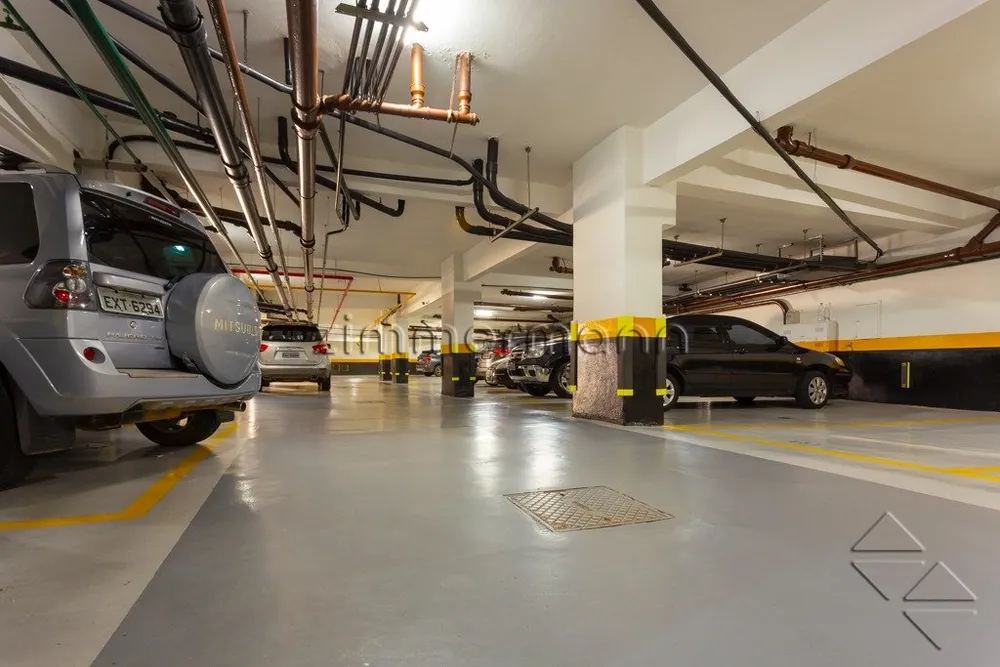 Loteamento e Condomínio, 716 m² - Foto 3