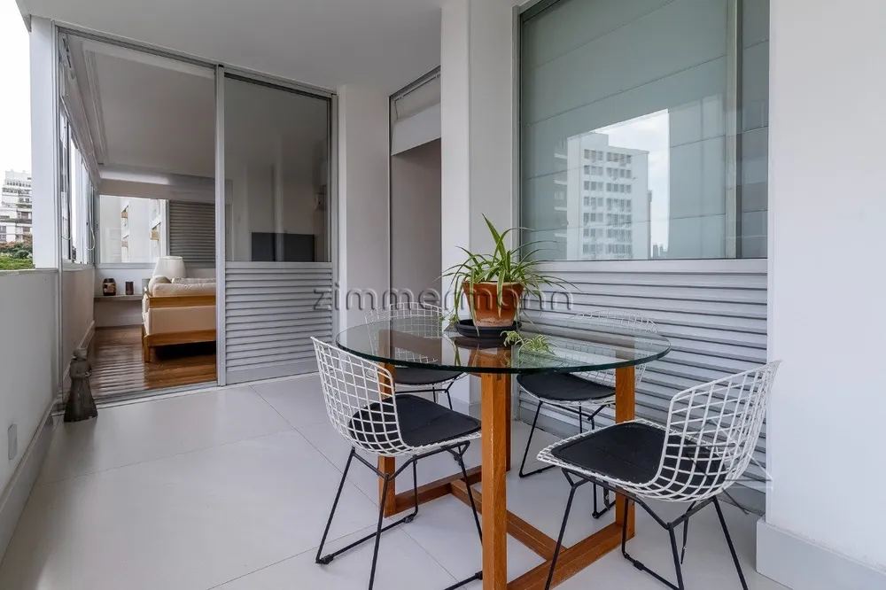 Apartamento, 3 quartos, 270 m² - Foto 1