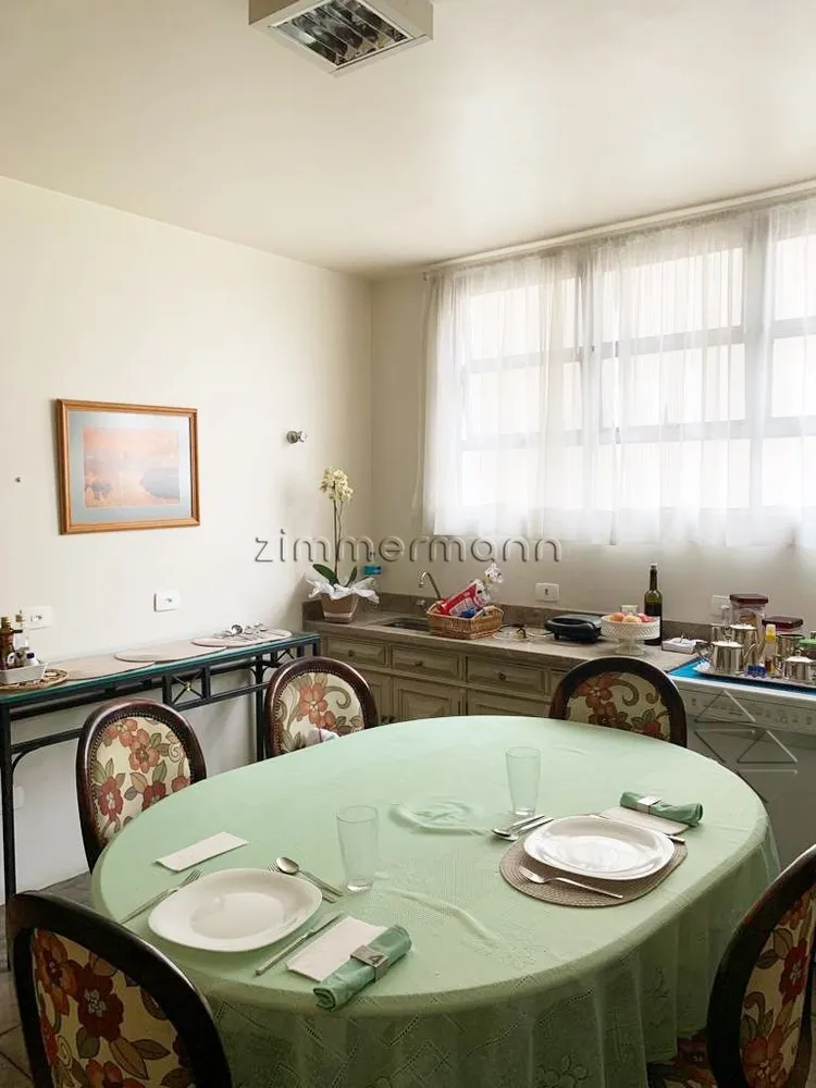 Apartamento, 3 quartos, 330 m² - Foto 2