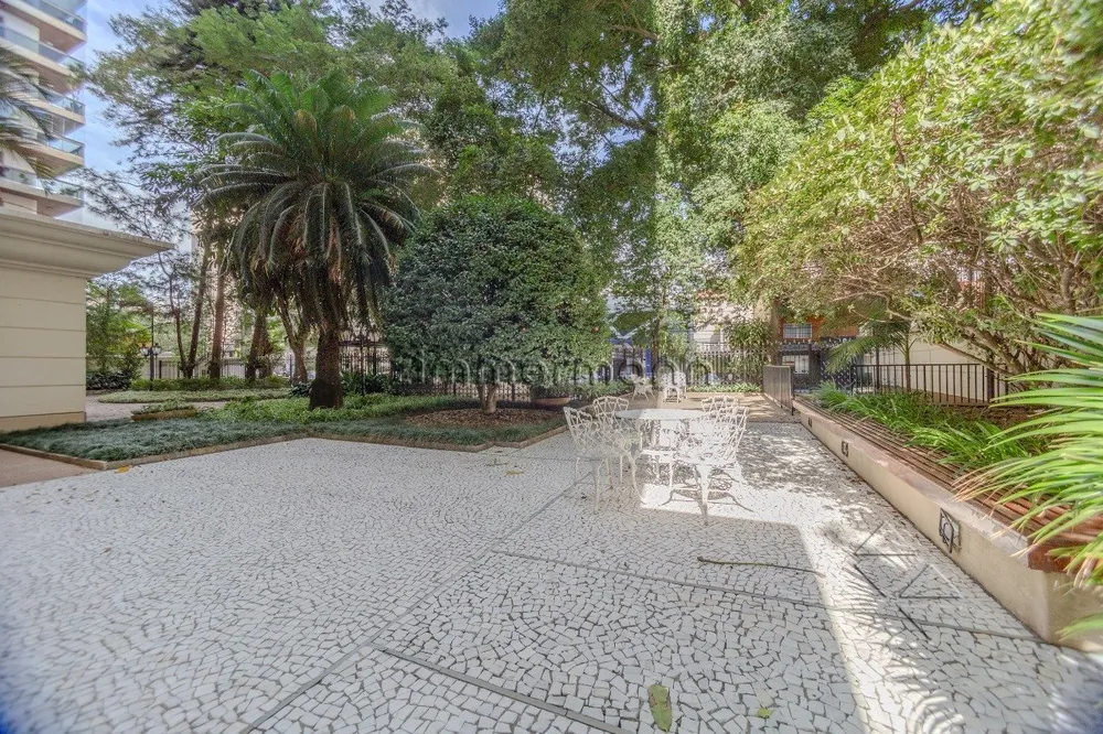 Apartamento, 4 quartos, 220 m² - Foto 1