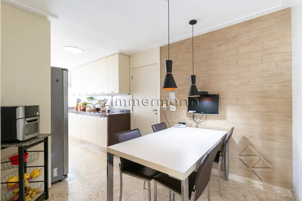 Apartamento, 3 quartos, 219 m² - Foto 1