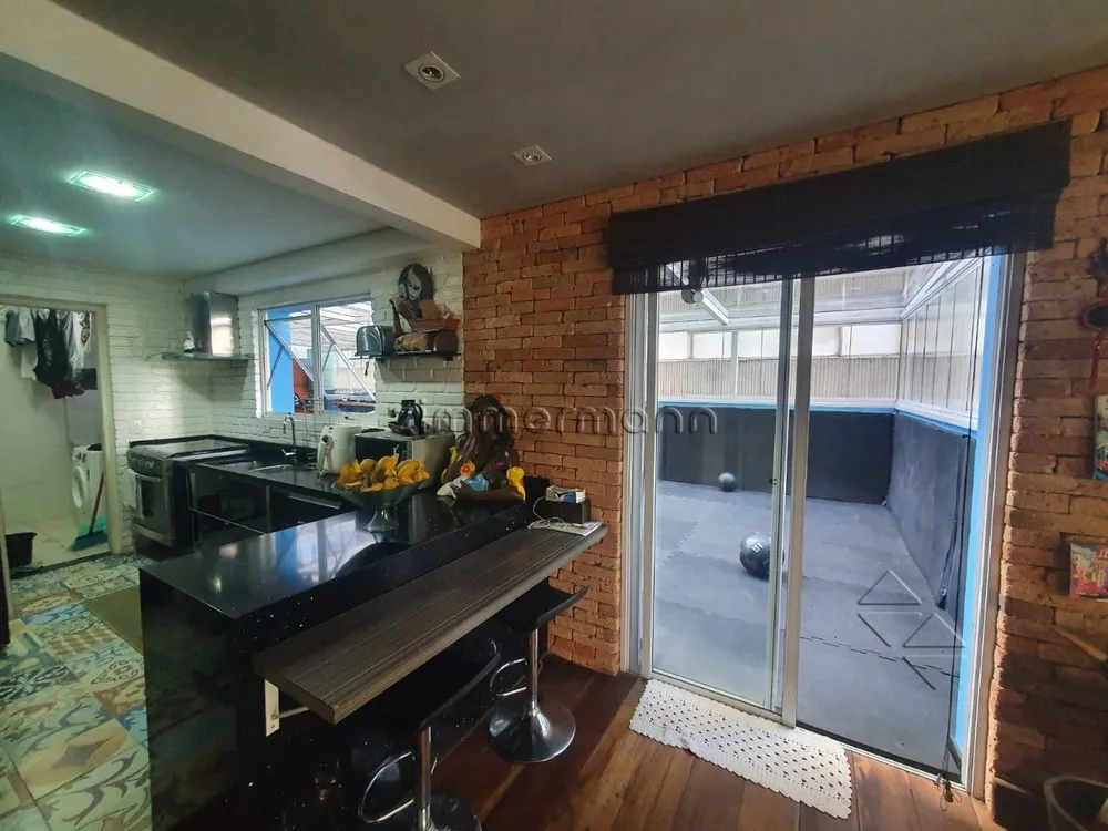 Apartamento, 3 quartos, 230 m² - Foto 2