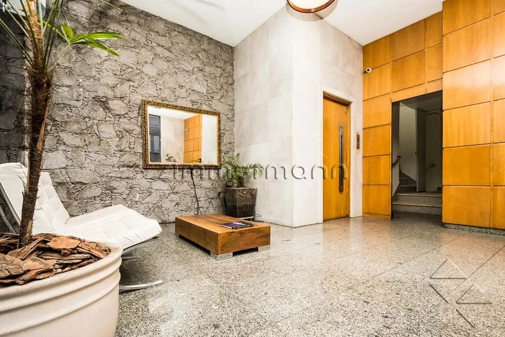 Loteamento e Condomínio, 240 m² - Foto 1