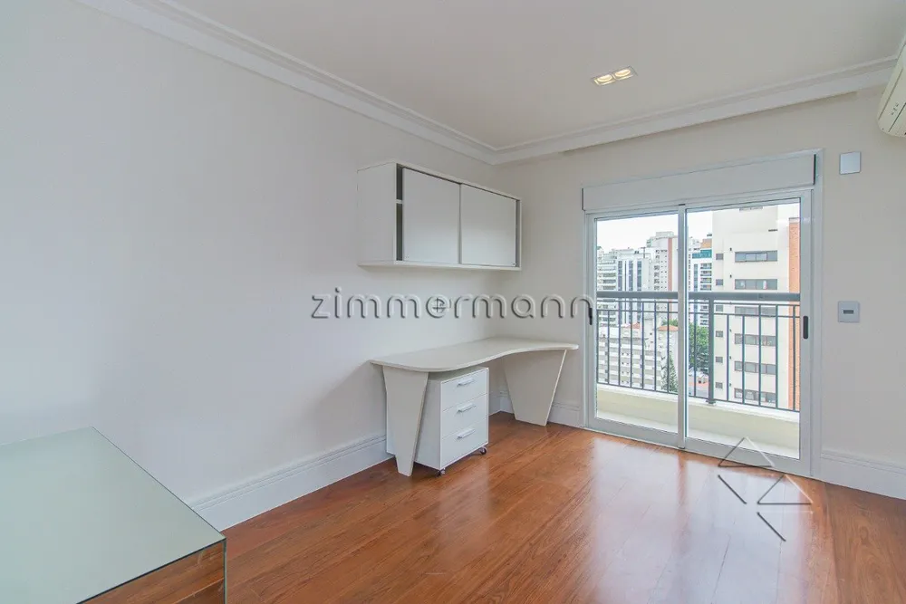 Apartamento, 3 quartos, 230 m² - Foto 1