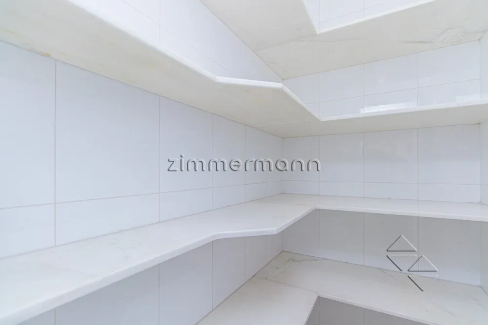 Apartamento, 3 quartos, 230 m² - Foto 2