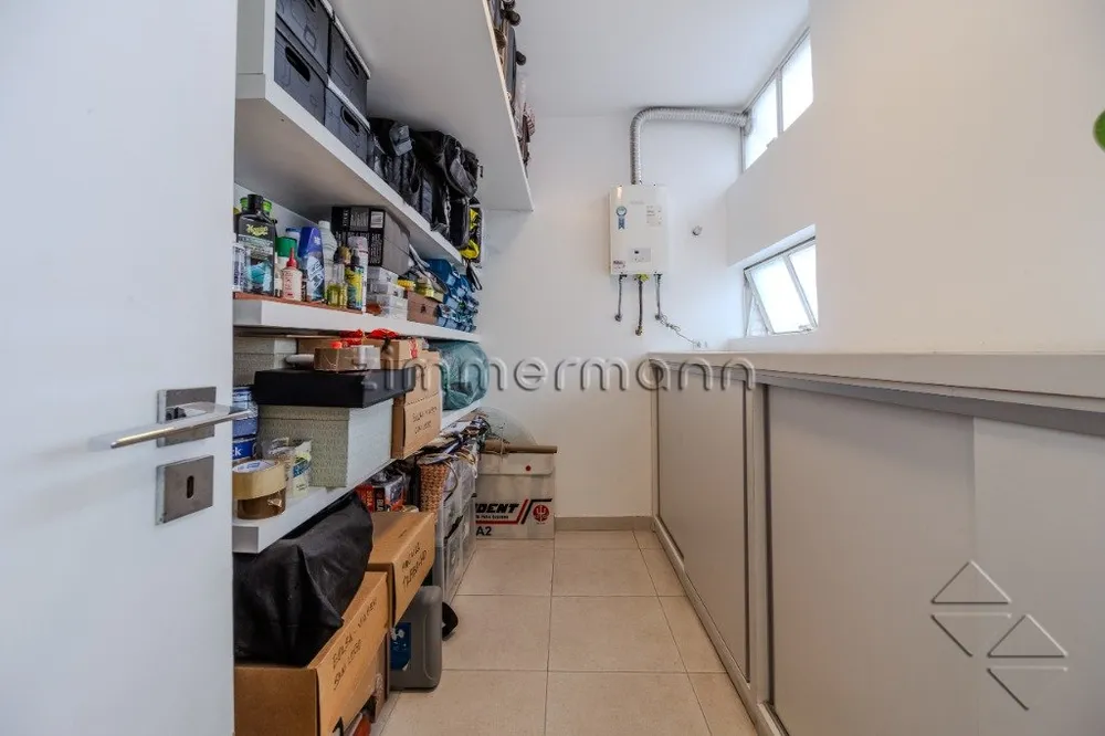 Apartamento, 3 quartos, 248 m² - Foto 1