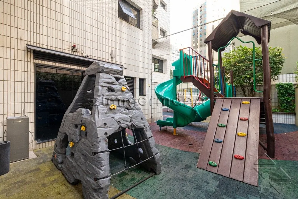 Loteamento e Condomínio, 720 m² - Foto 1