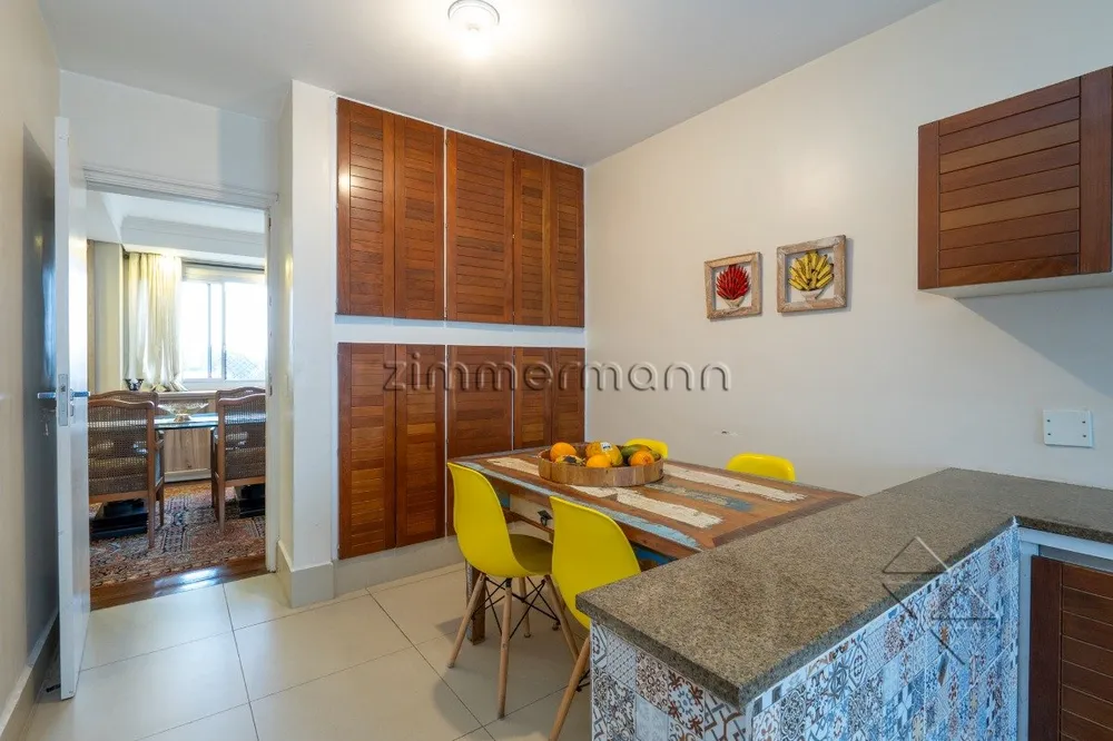 Cobertura, 3 quartos, 227 m² - Foto 4