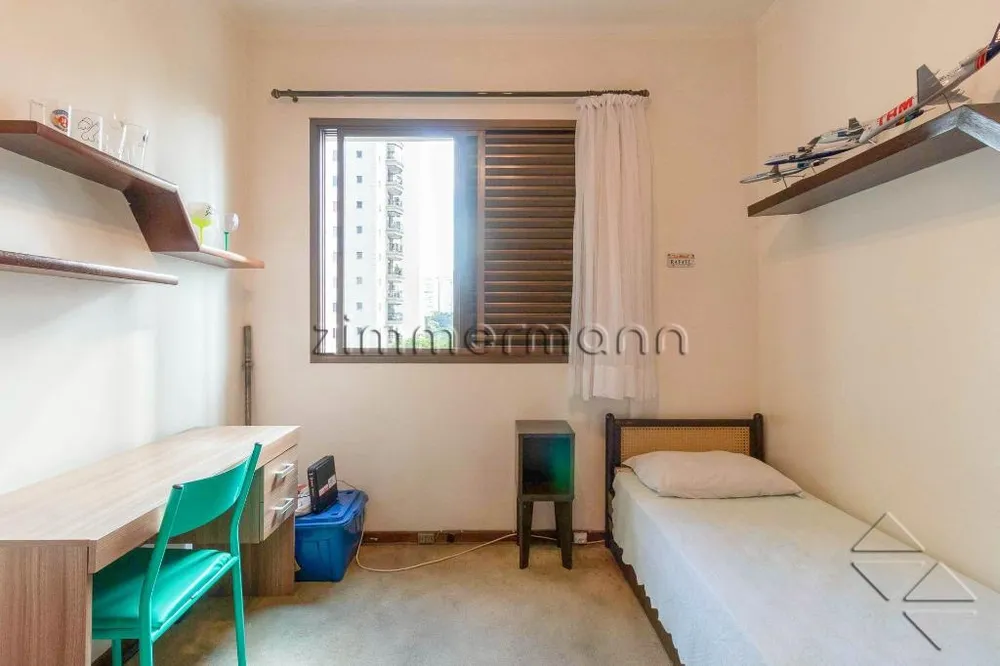Apartamento, 3 quartos, 160 m² - Foto 2