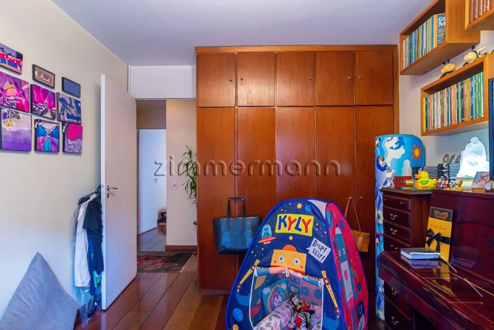 Apartamento, 3 quartos, 135 m² - Foto 2