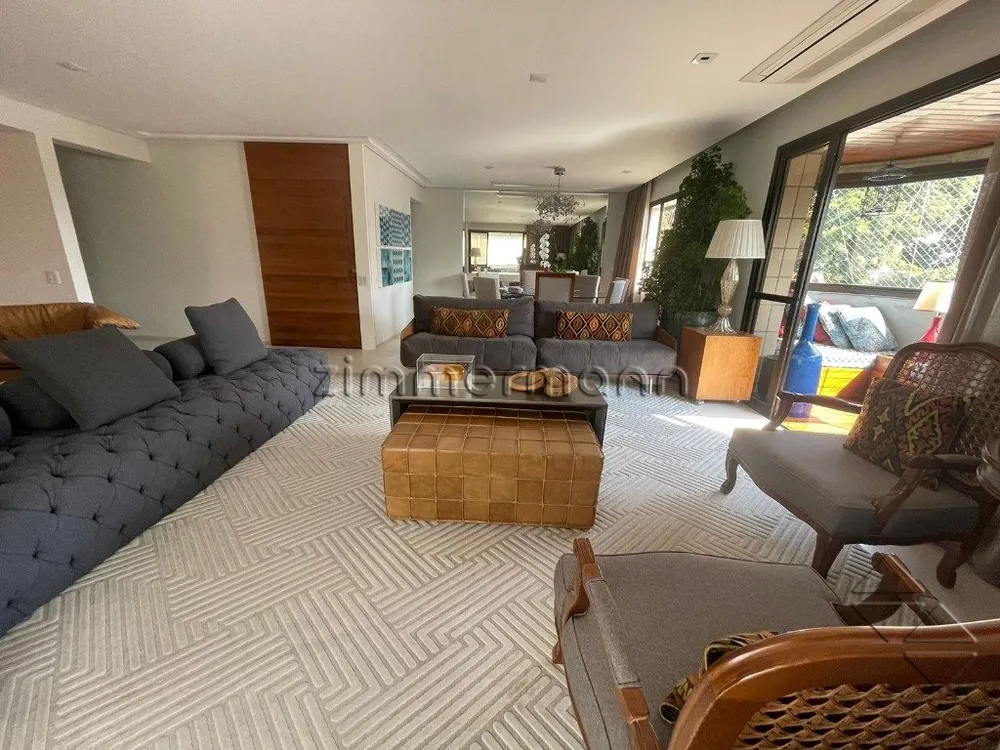 Apartamento, 4 quartos, 230 m² - Foto 1