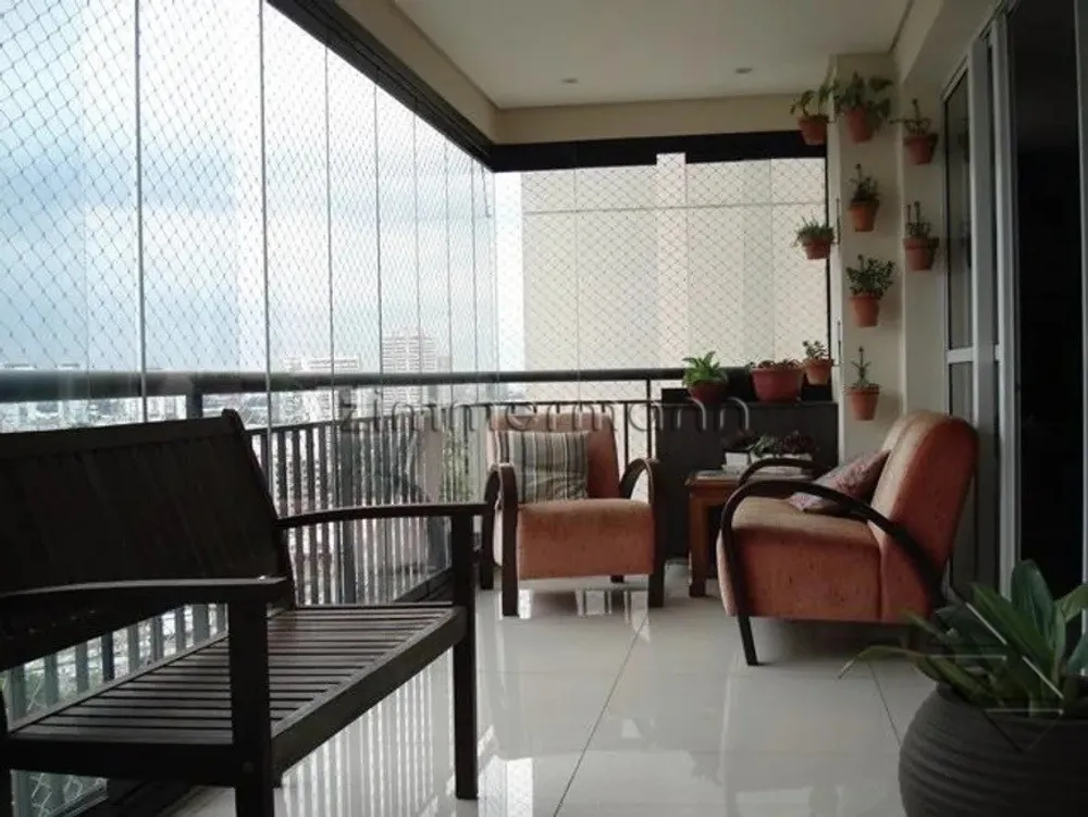 Apartamento, 3 quartos, 130 m² - Foto 1