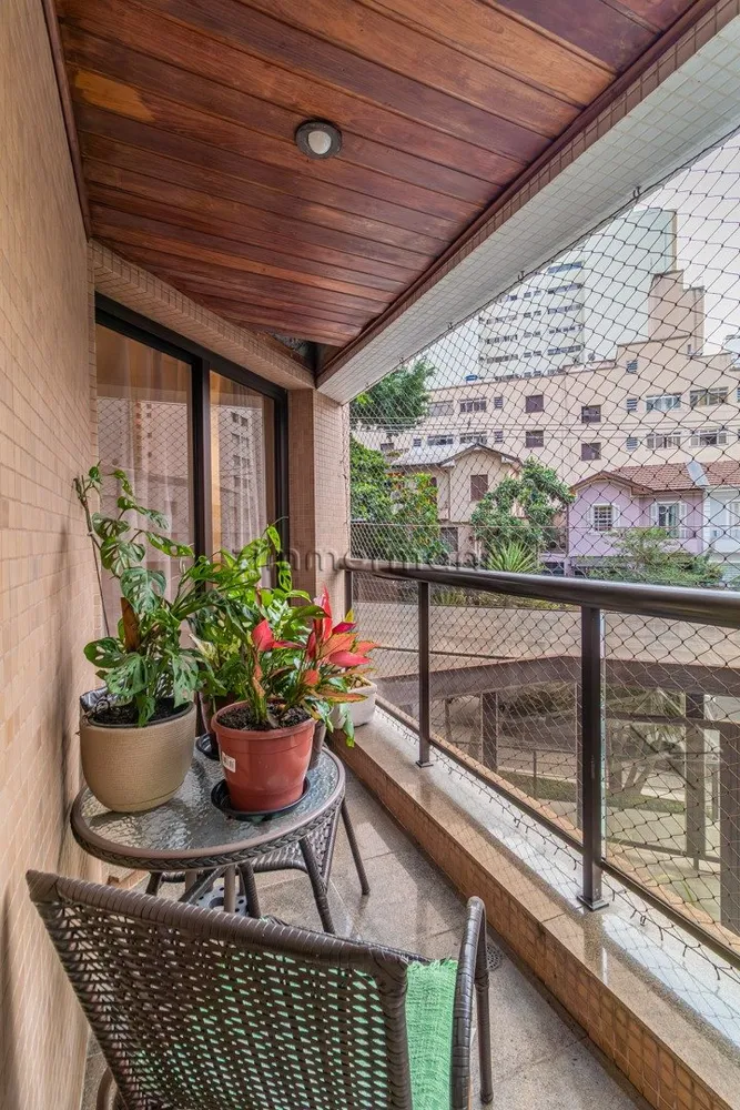 Apartamento, 4 quartos, 215 m² - Foto 2
