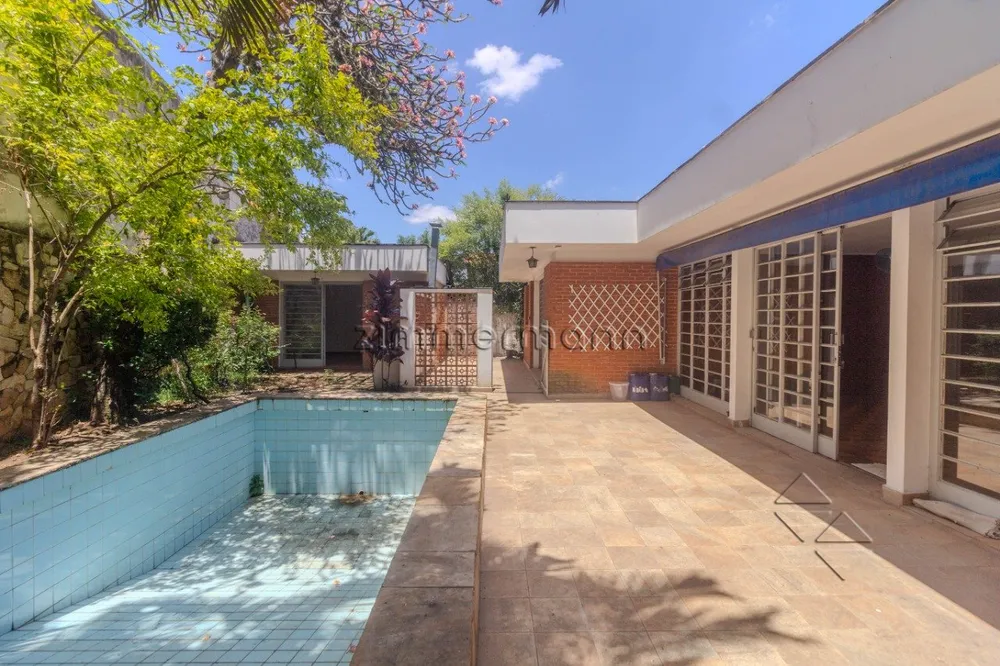 Casa, 4 quartos, 261 m² - Foto 1