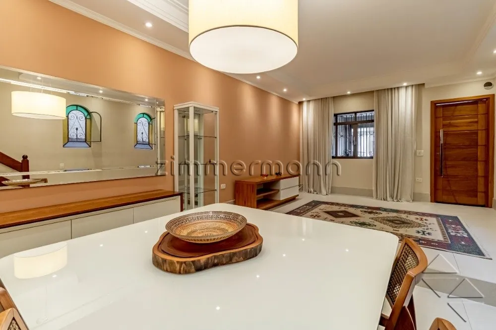 Casa, 4 quartos, 219 m² - Foto 1