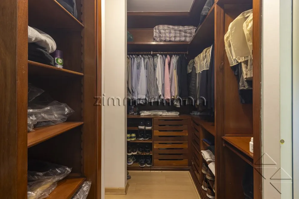 Apartamento, 3 quartos, 220 m² - Foto 3