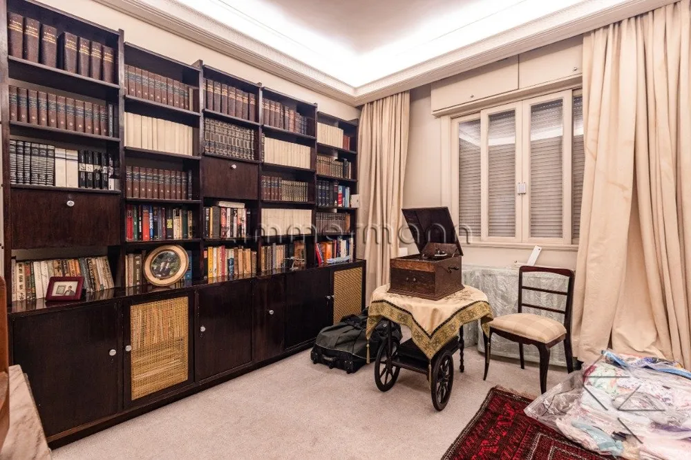 Apartamento, 3 quartos, 190 m² - Foto 2