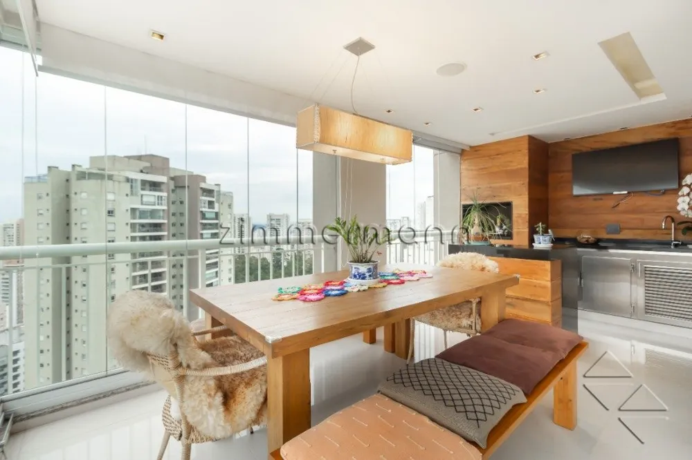Apartamento, 3 quartos, 260 m² - Foto 2