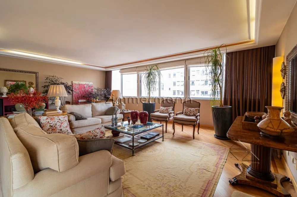 Apartamento, 3 quartos, 210 m² - Foto 2