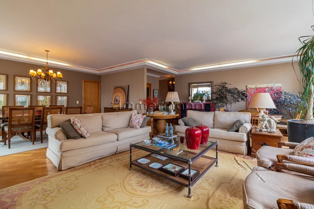 Apartamento, 3 quartos, 210 m² - Foto 1