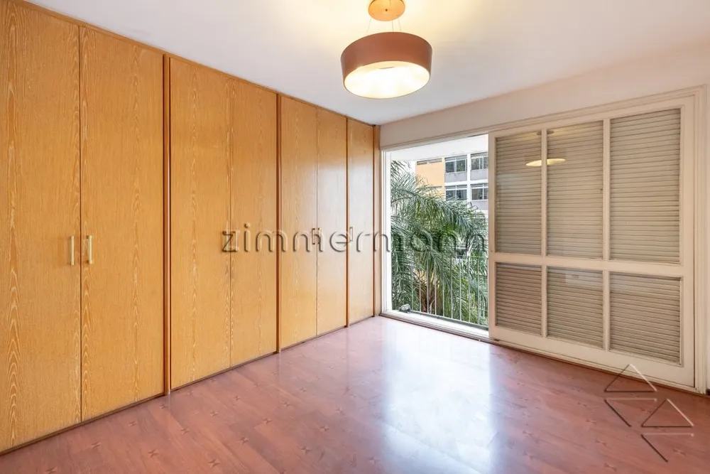Apartamento, 3 quartos, 245 m² - Foto 2