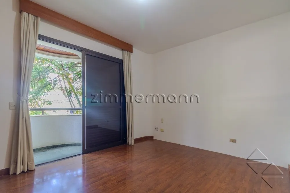 Apartamento, 4 quartos, 211 m² - Foto 2
