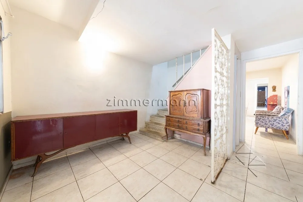 Casa, 5 quartos, 228 m² - Foto 2