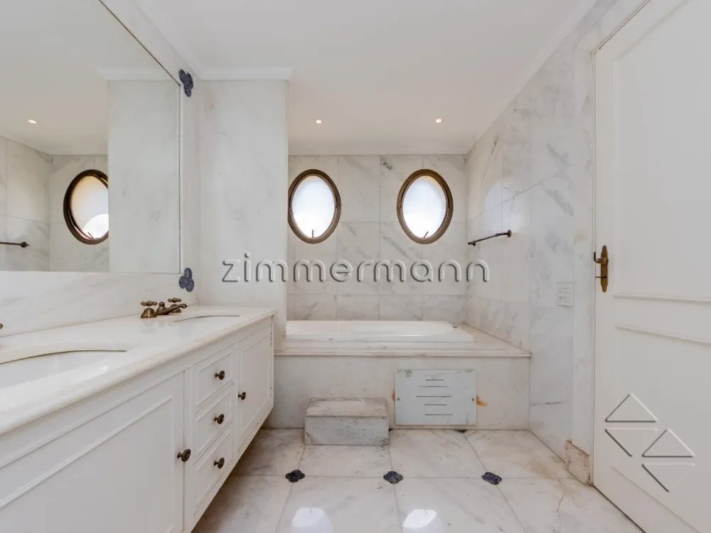 Apartamento, 3 quartos, 394 m² - Foto 1
