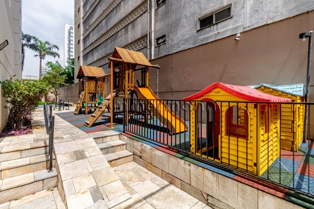 Loteamento e Condomínio, 247 m² - Foto 1