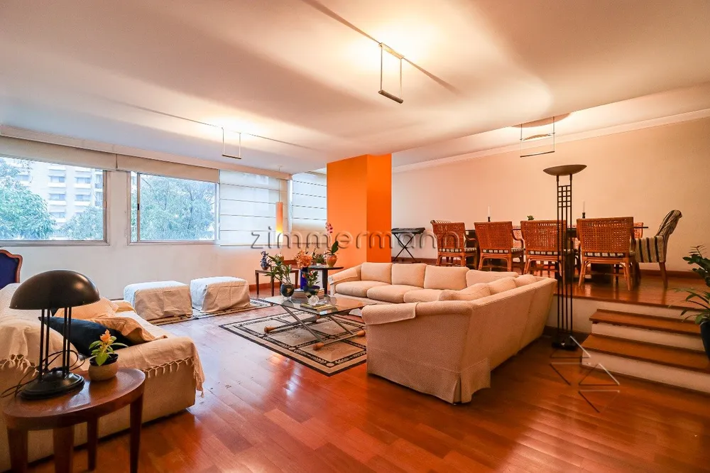 Apartamento, 3 quartos, 216 m² - Foto 1