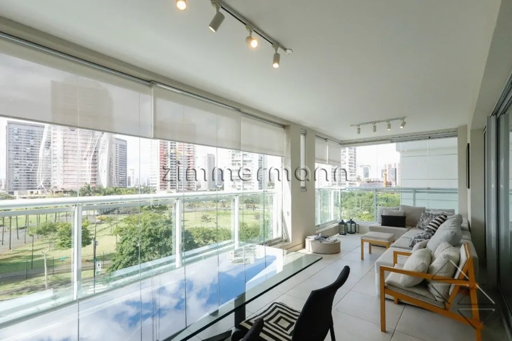 Apartamento, 3 quartos, 202 m² - Foto 1