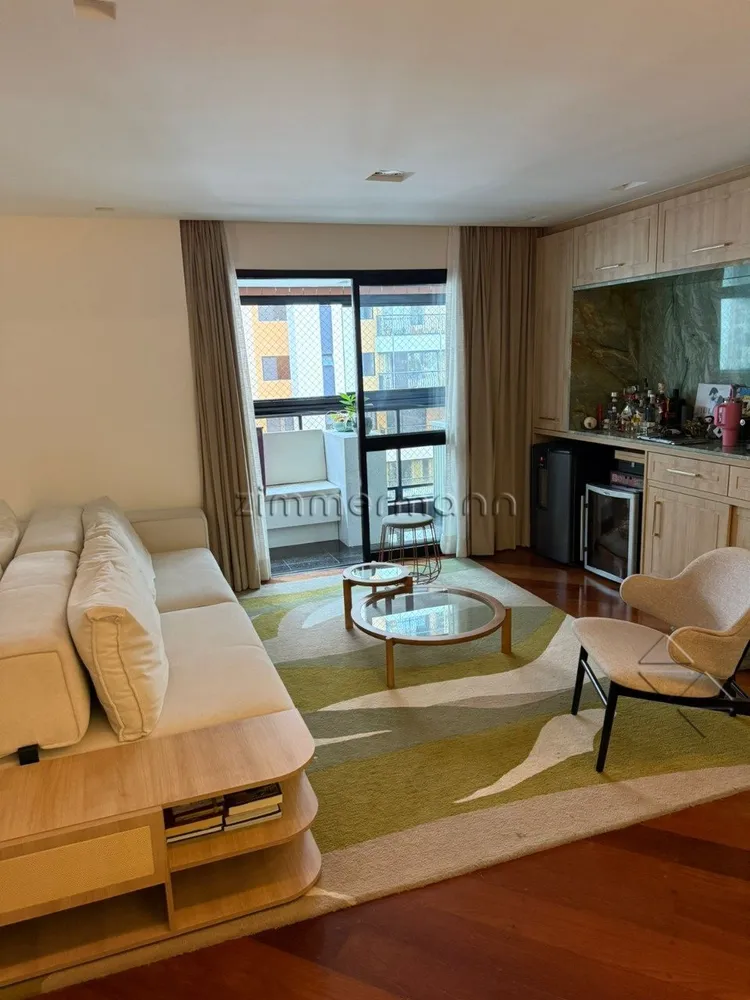 Apartamento, 3 quartos, 130 m² - Foto 1