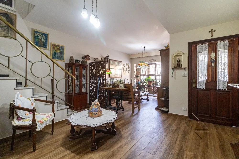 Casa, 3 quartos, 211 m² - Foto 1
