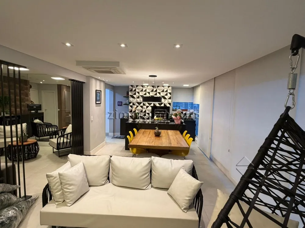 Apartamento, 3 quartos, 120 m² - Foto 1